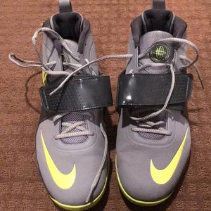 Men’s Nike Huarache turf lacrosse size 13